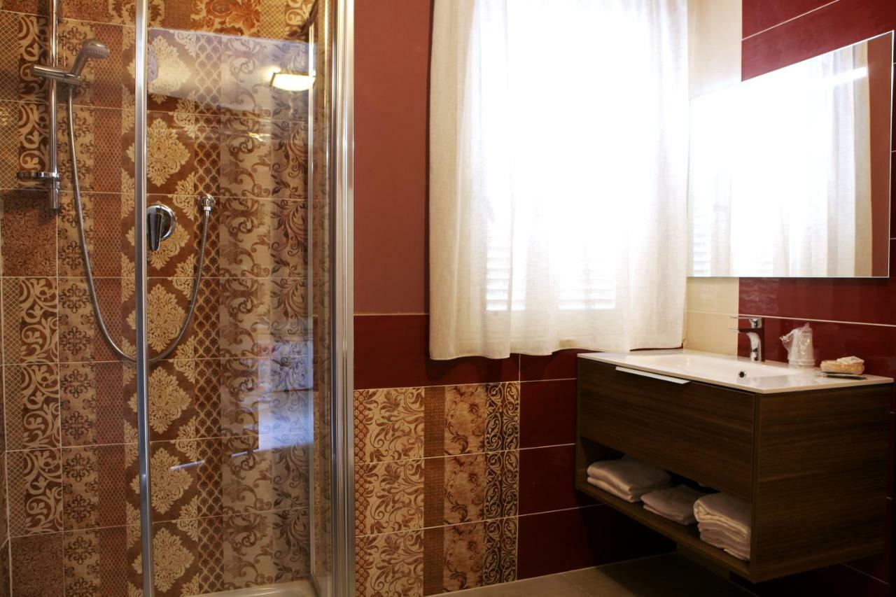 La Casa Di Nonno Giulio Bed and Breakfast Porto SantʼElpidio Buitenkant foto