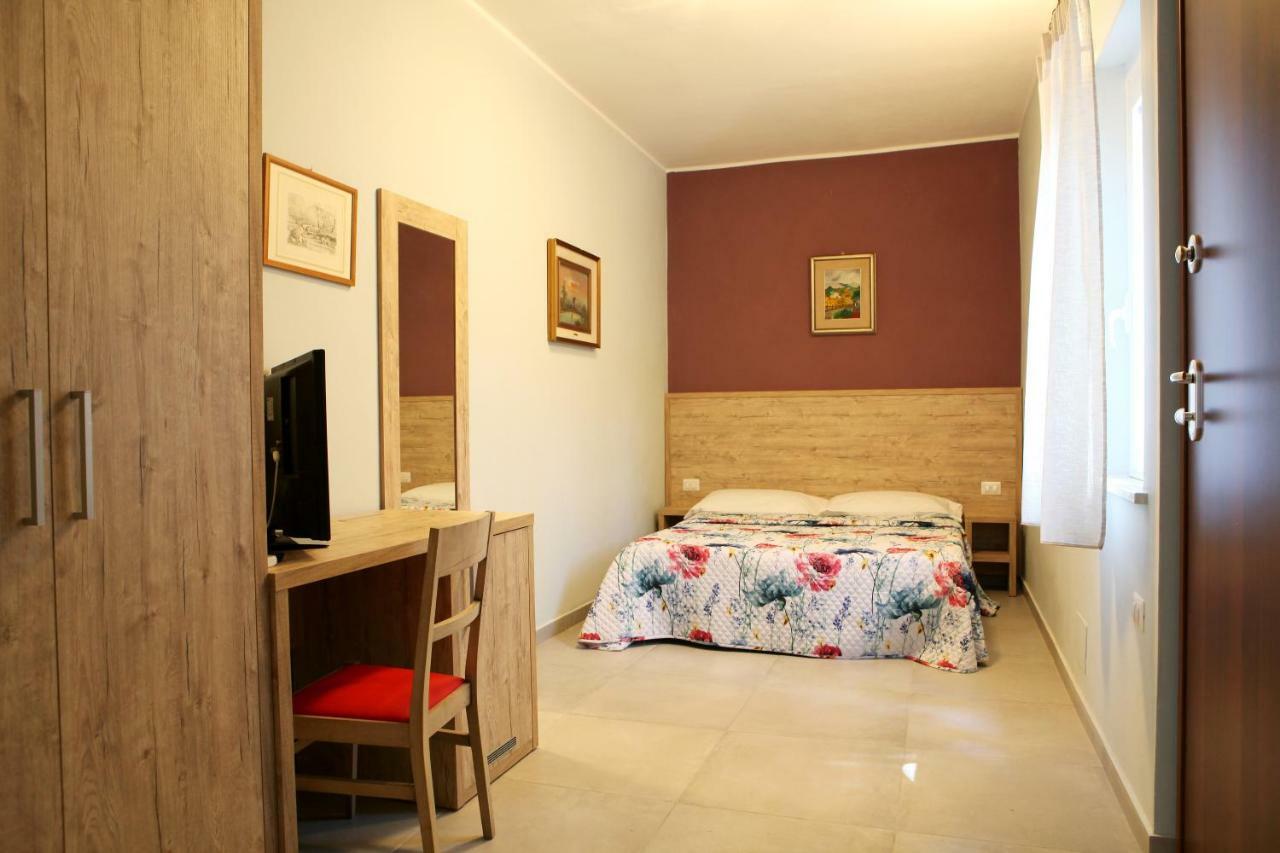 La Casa Di Nonno Giulio Bed and Breakfast Porto SantʼElpidio Buitenkant foto