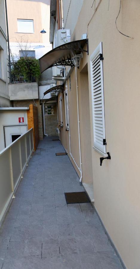 La Casa Di Nonno Giulio Bed and Breakfast Porto SantʼElpidio Buitenkant foto